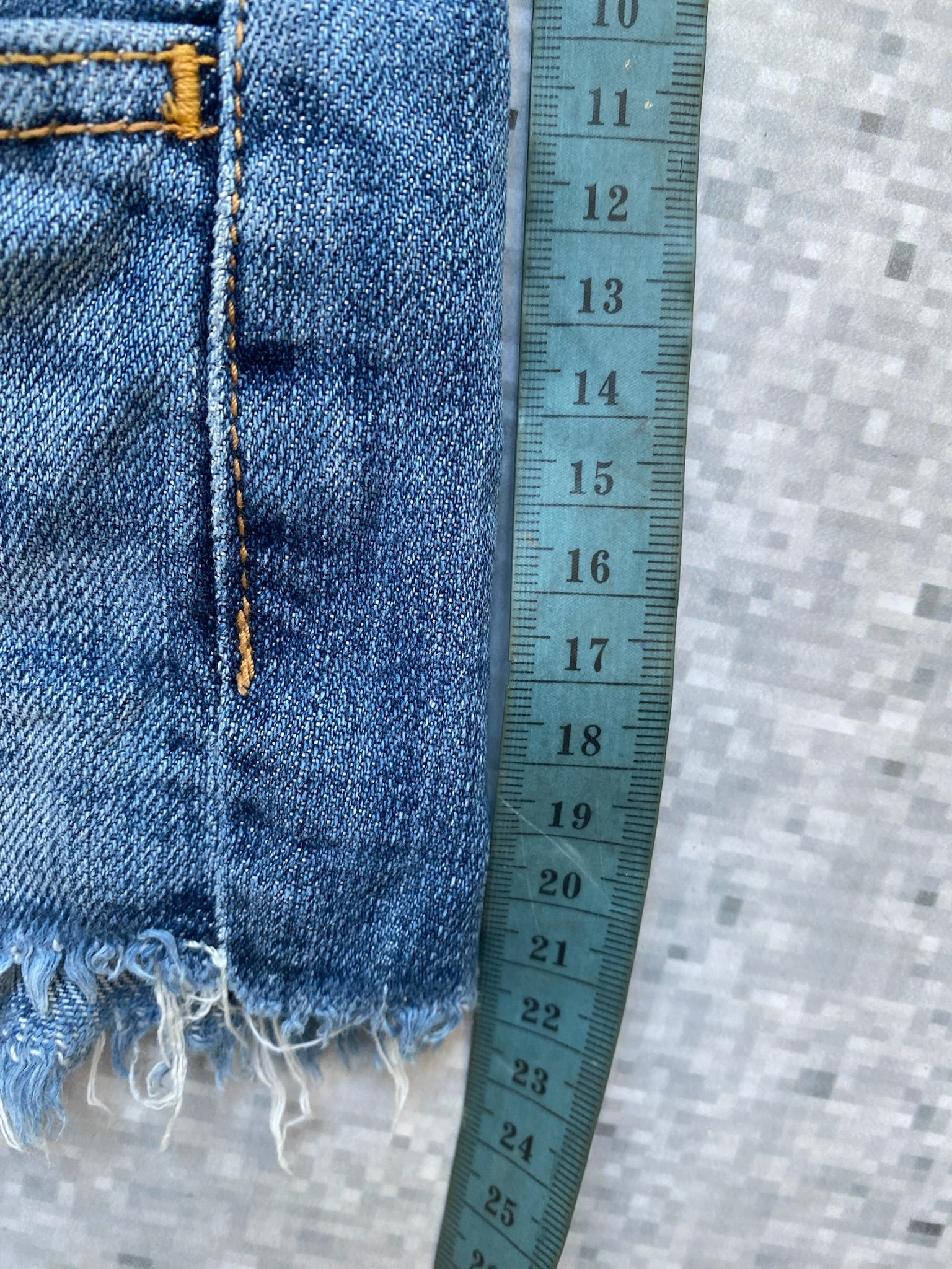 stretchy American Eagle lowrise microshorts