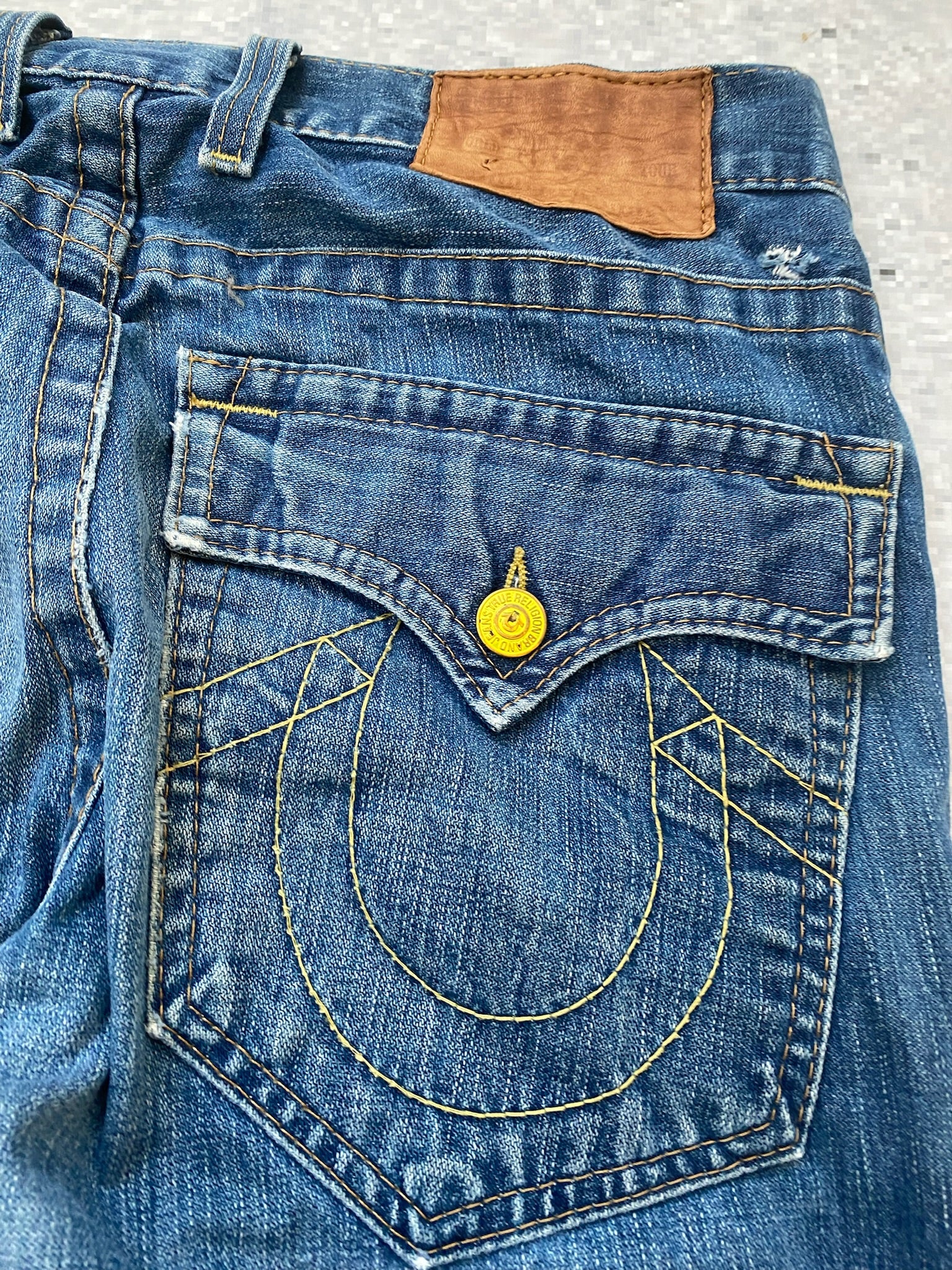 True Religion Straight Leg Men Jeans