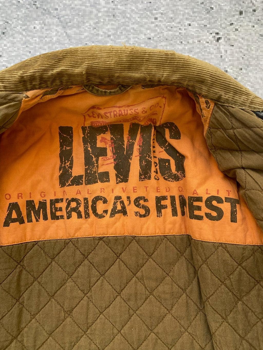90s Orange Tab Pleated Distressed Levi's Type 3 Trucker Jacket