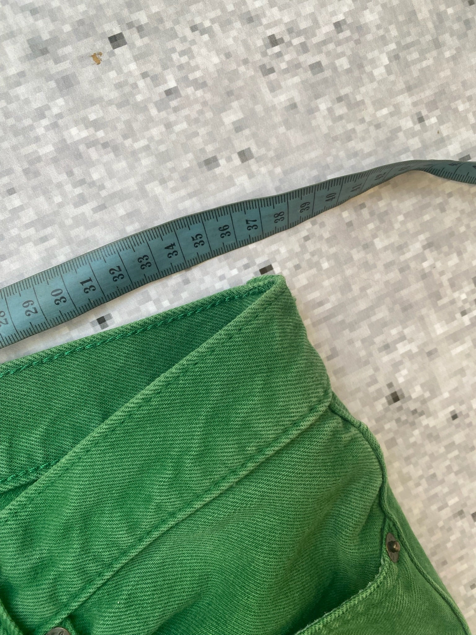 twee A&F forest green skinny jeans