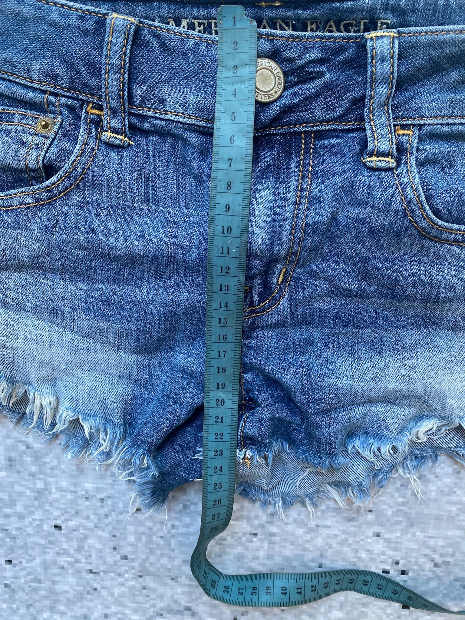 stretchy American Eagle lowrise microshorts