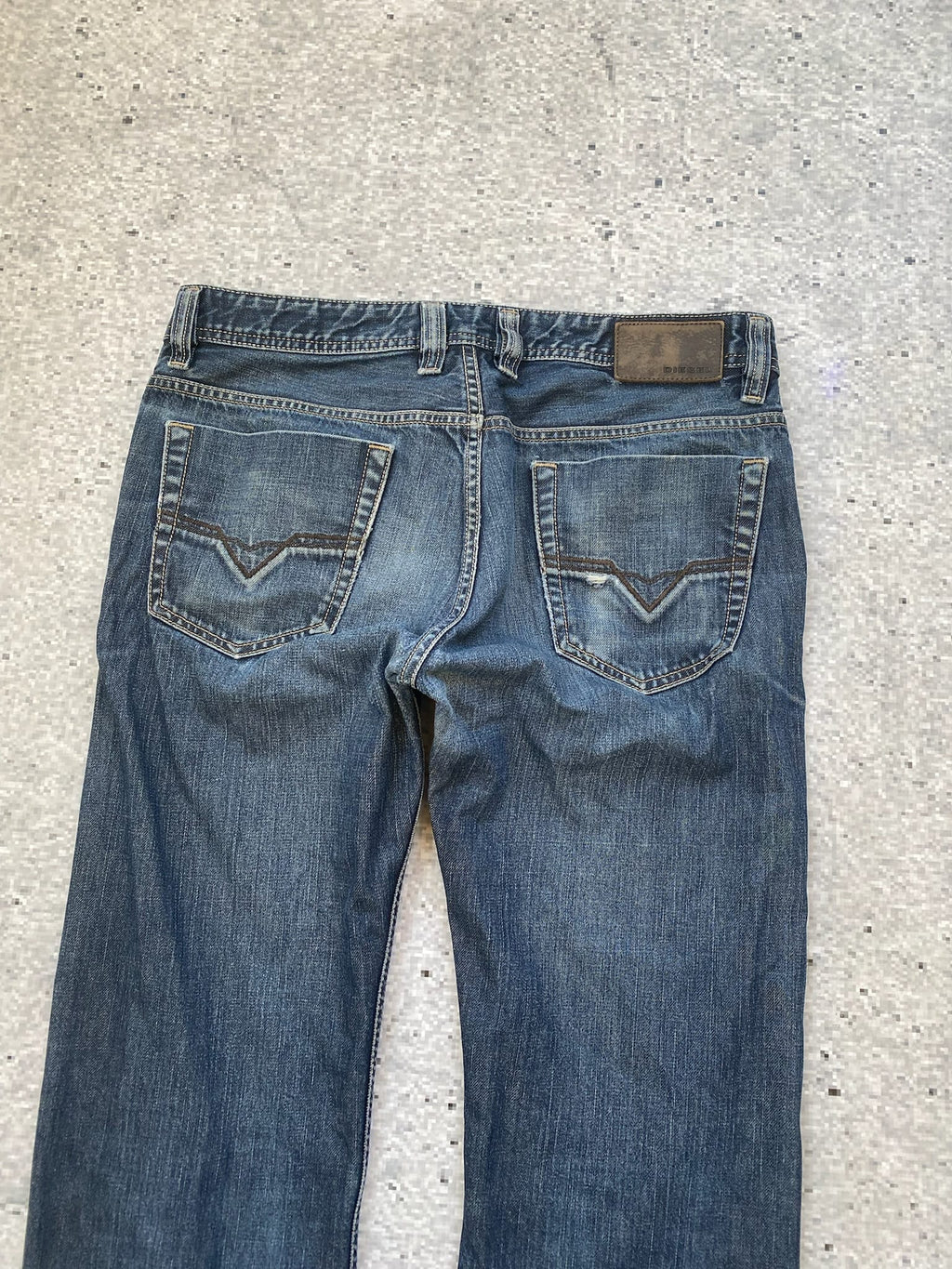Diesel "Viker-R-Box" Jeans
