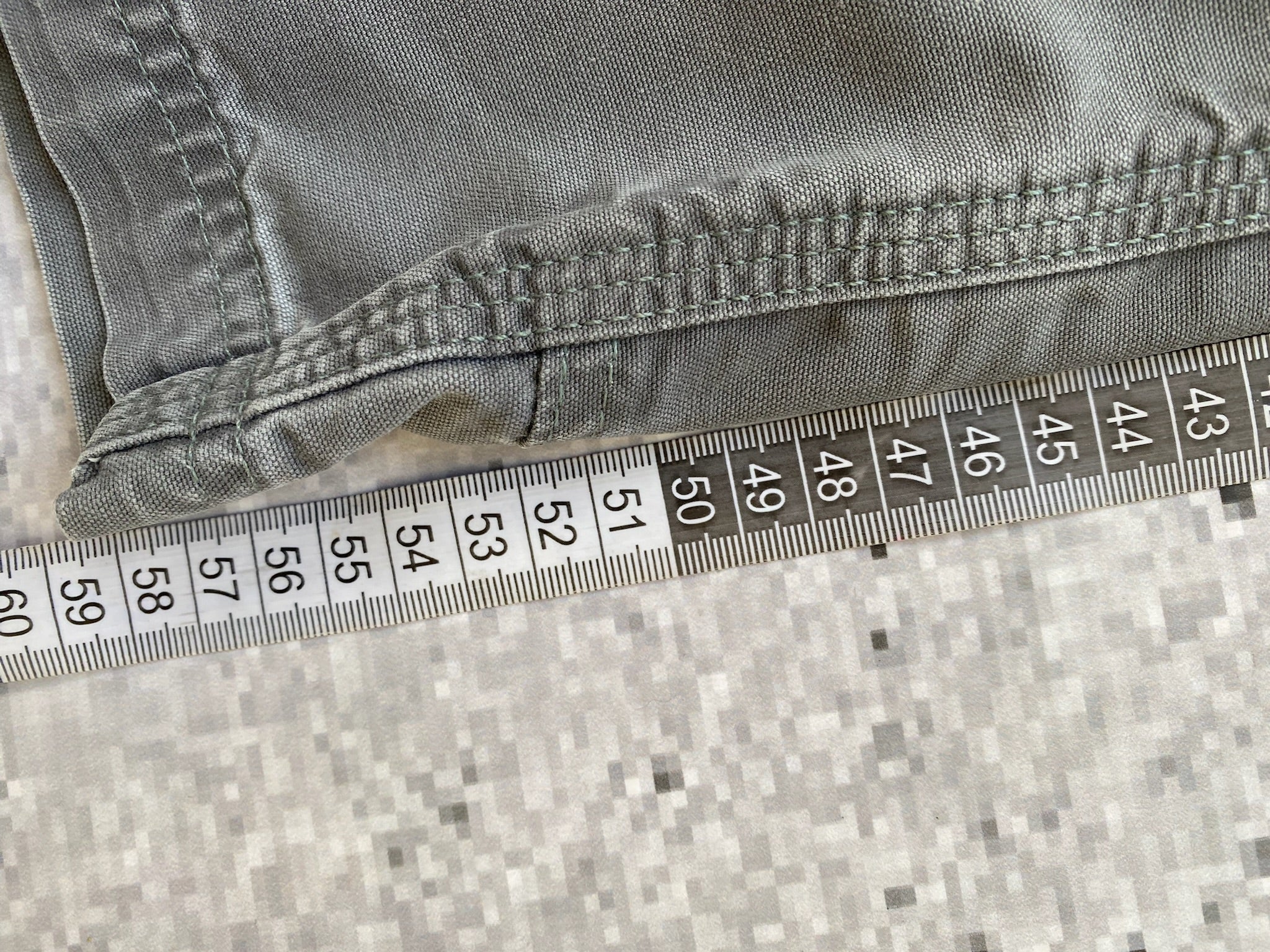 carhartt carpenter gray shorts