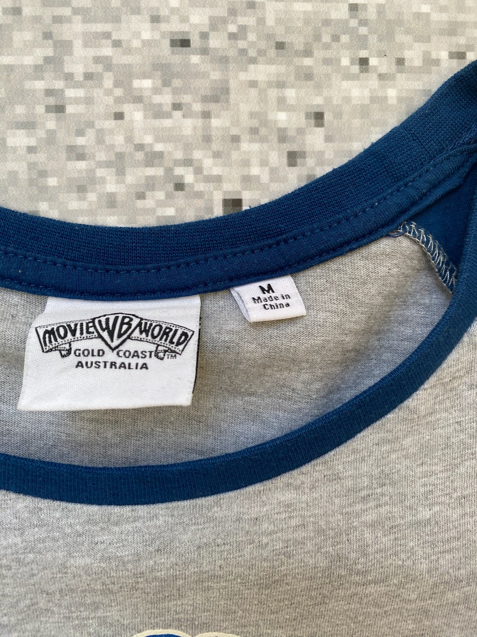 Warner Brother "Coyote" 3/4 Sleeve Tee