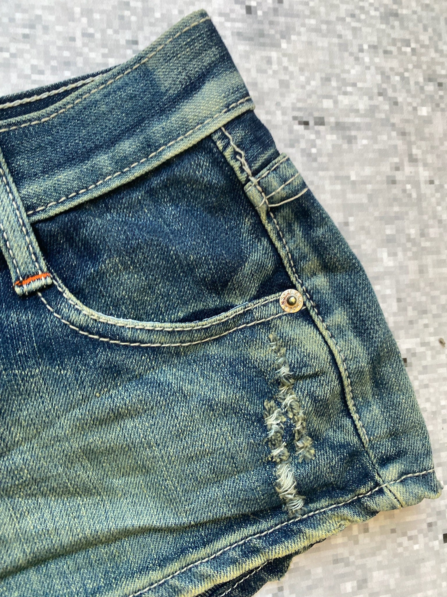 2000s Embroidered Pocket Detail lowrise Microshorts