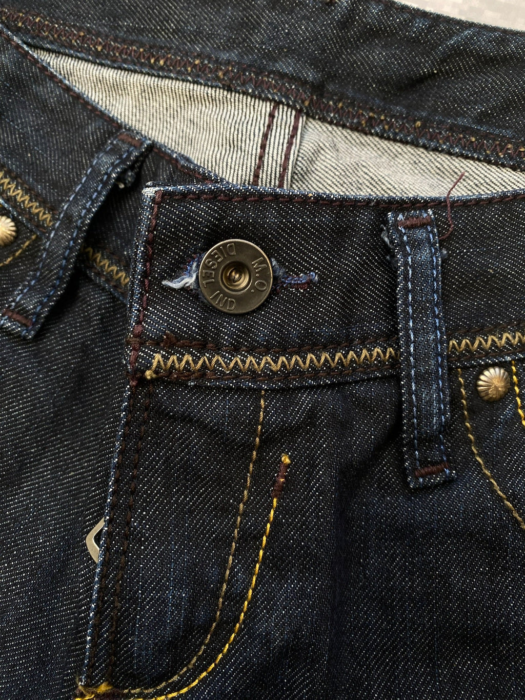 Ultra low waisted 2000s dark navy "lowky" Diesel Jeans