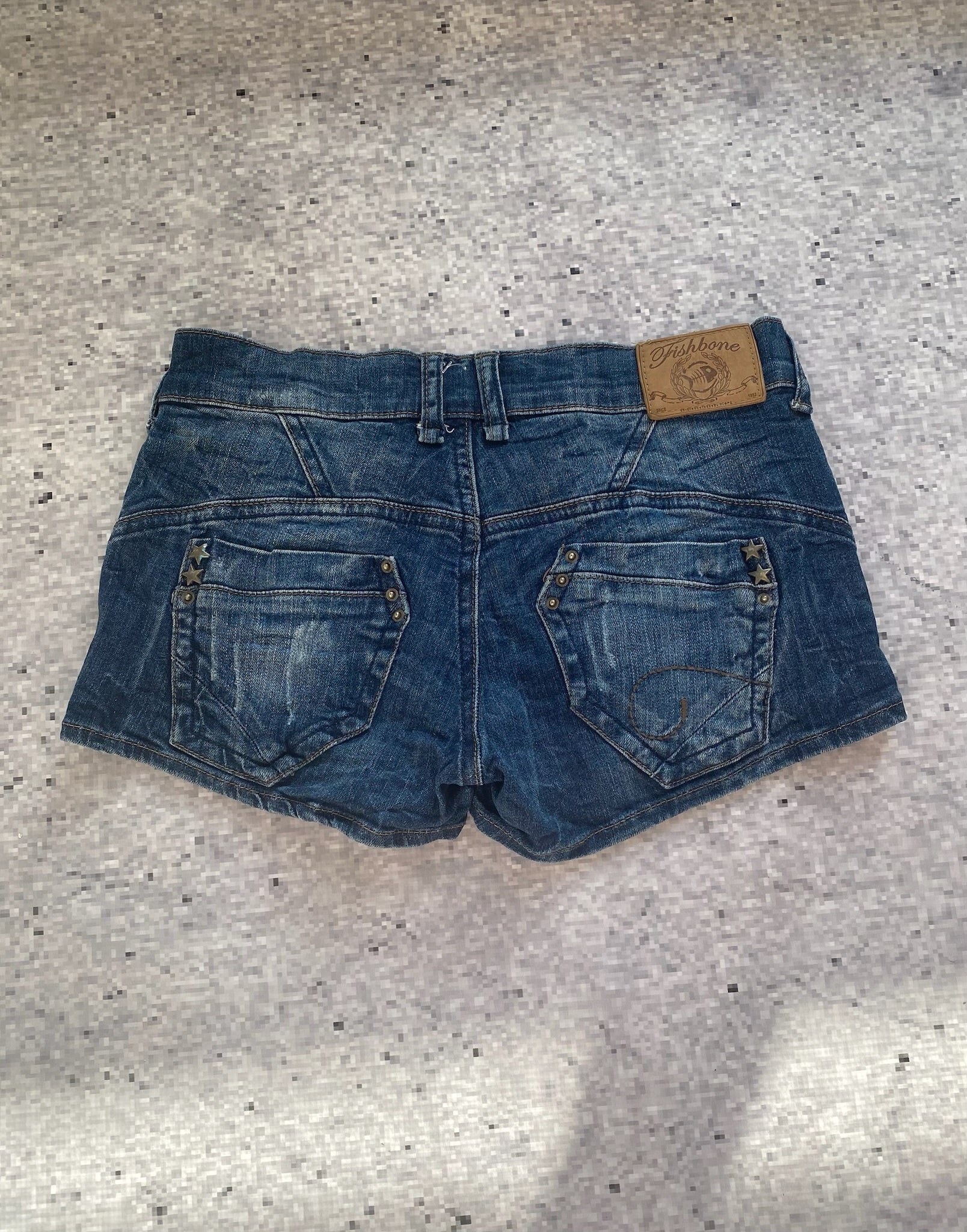 Fishbone grunge microshorts