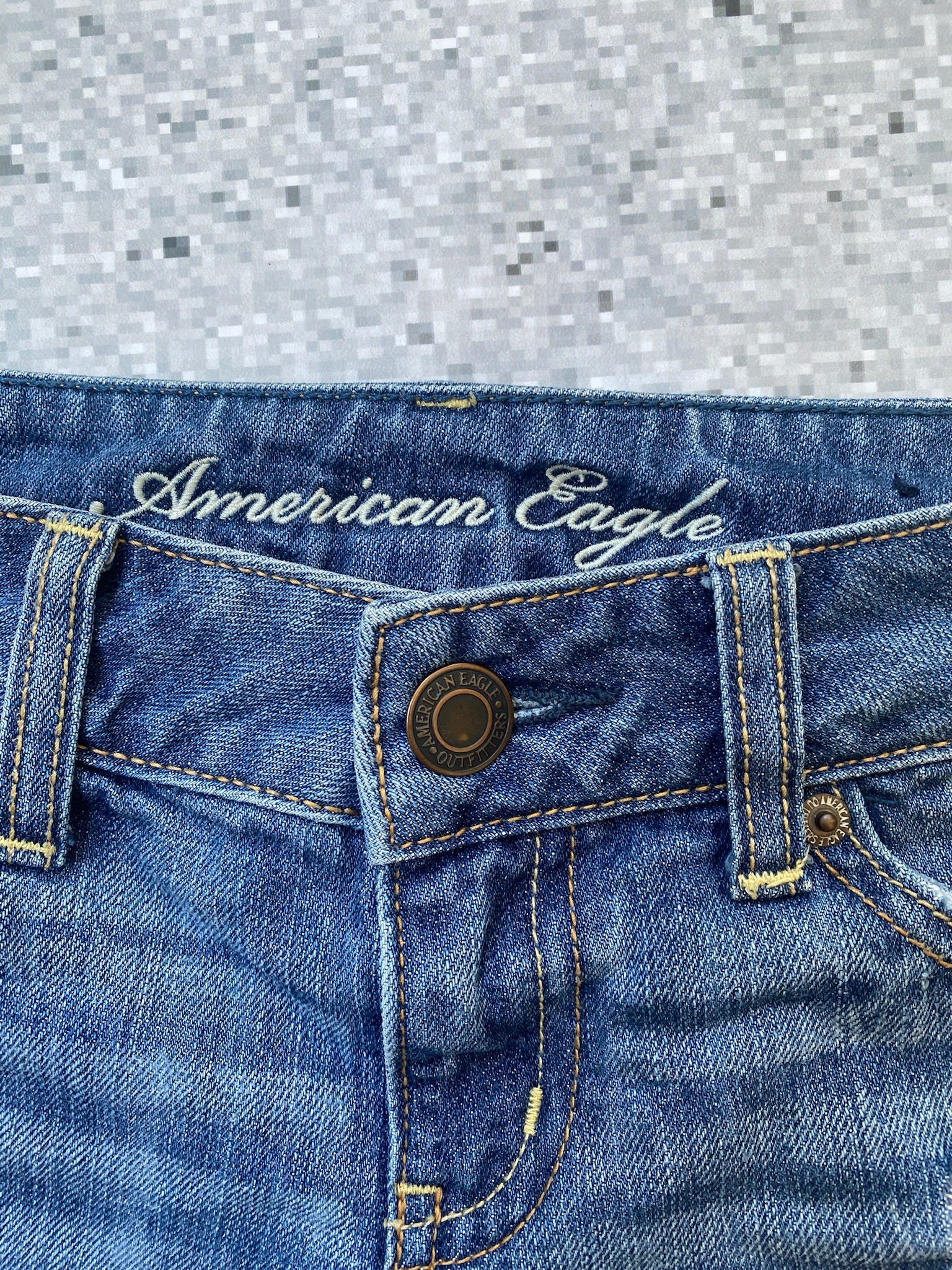 2000s American Eagle folded lowrise microshorts