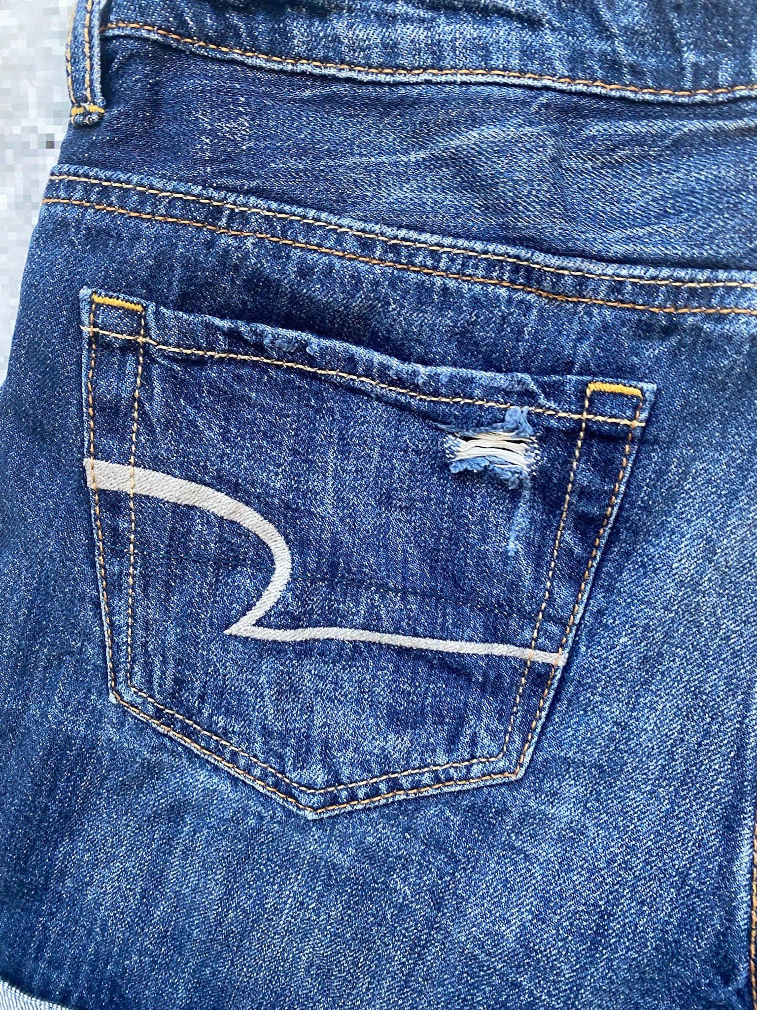 2000s American Eagle folded Shorts
