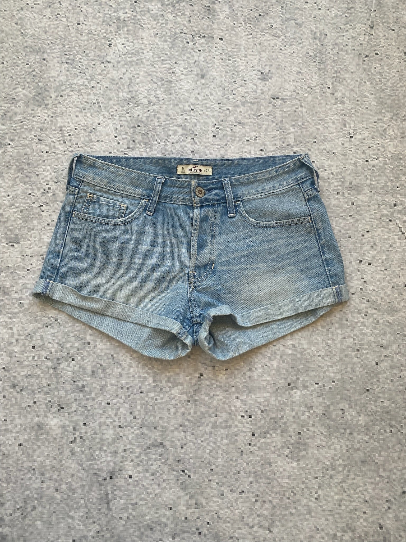 2000s Hollister shorts
