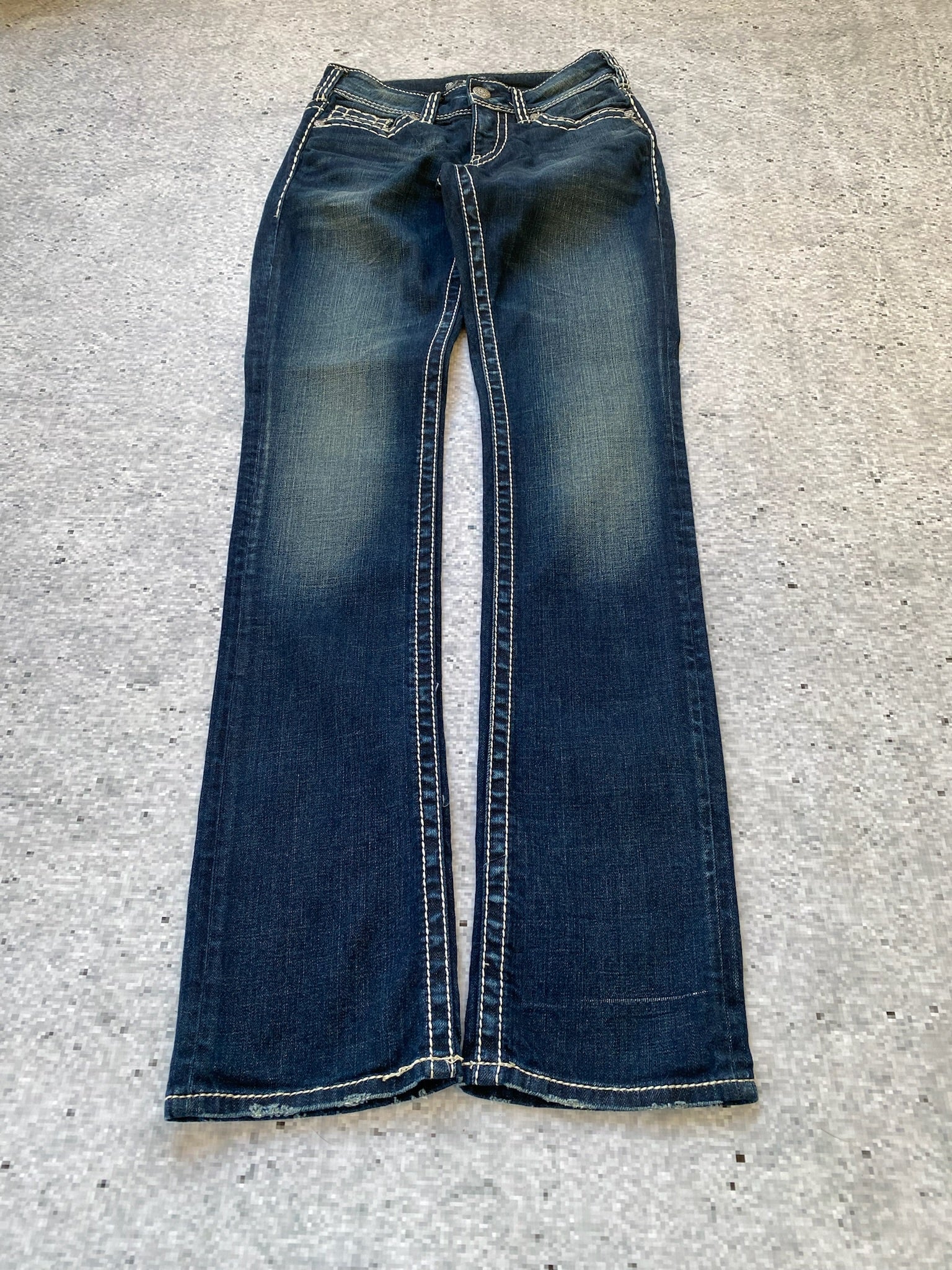 Silver Jeans Suki Straight Leg Low Rise Jeans