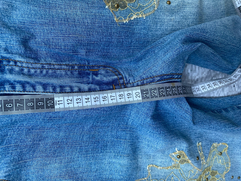 Tuscan style y2k low waisted bootcut jeans