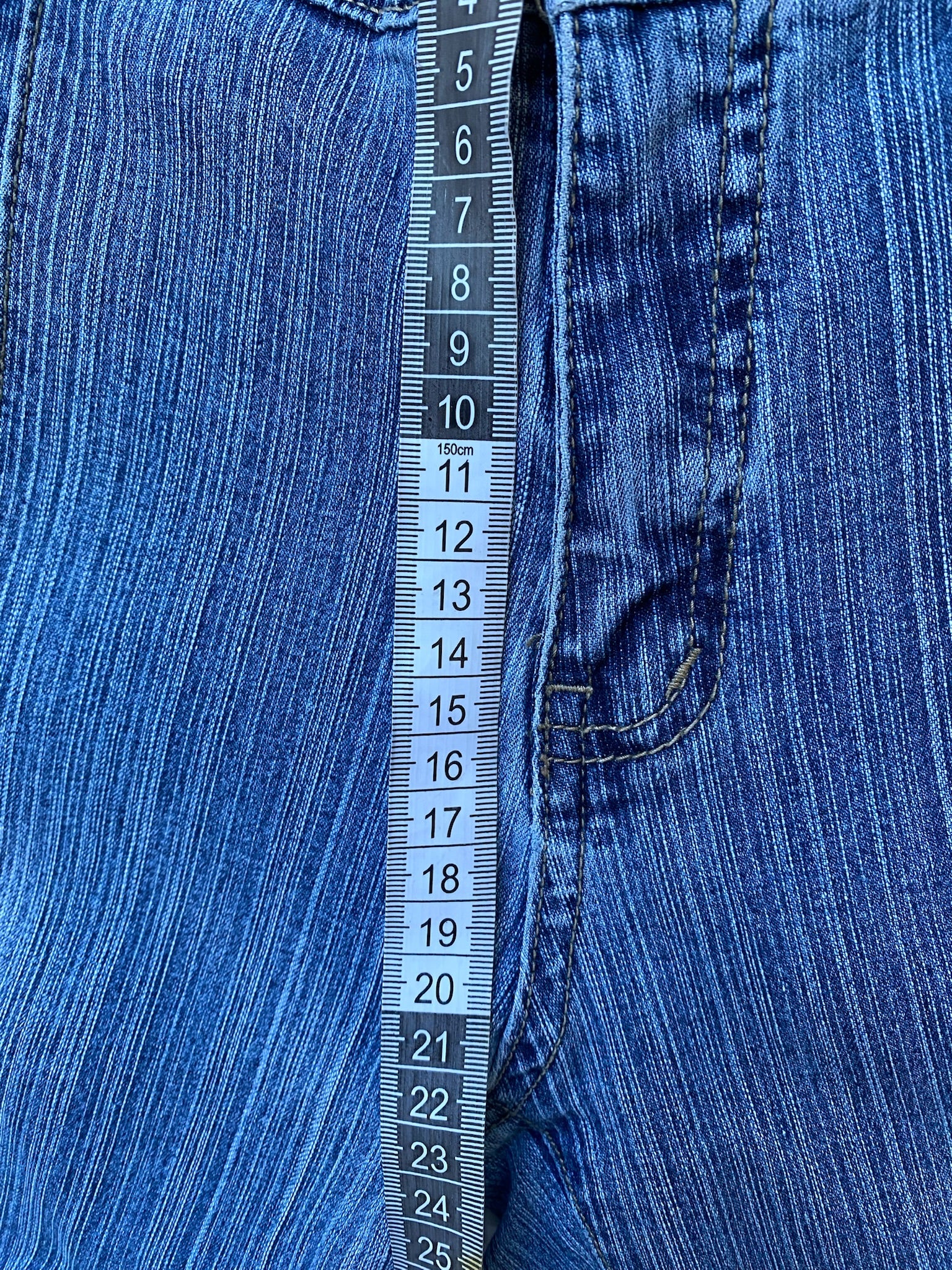 stretchy Low Waisted Flared Jeans