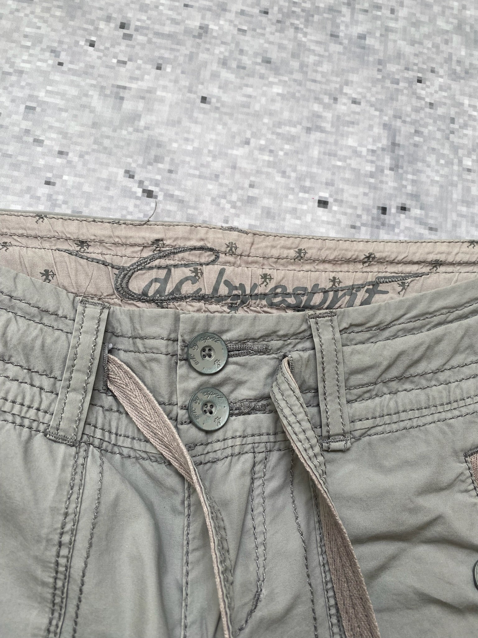 espirit gray low waisted cargo pants