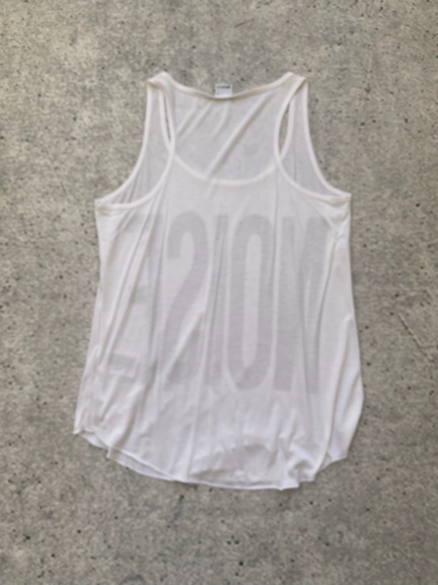 NOISE Tank Top