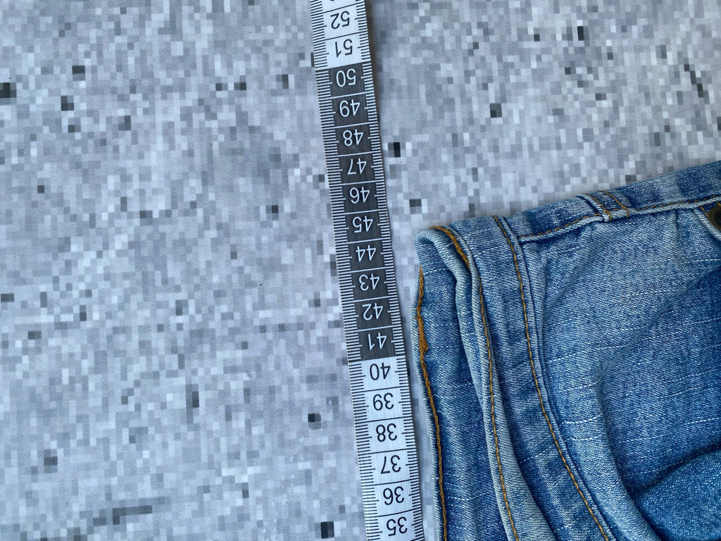 Tuscan style y2k low waisted bootcut jeans