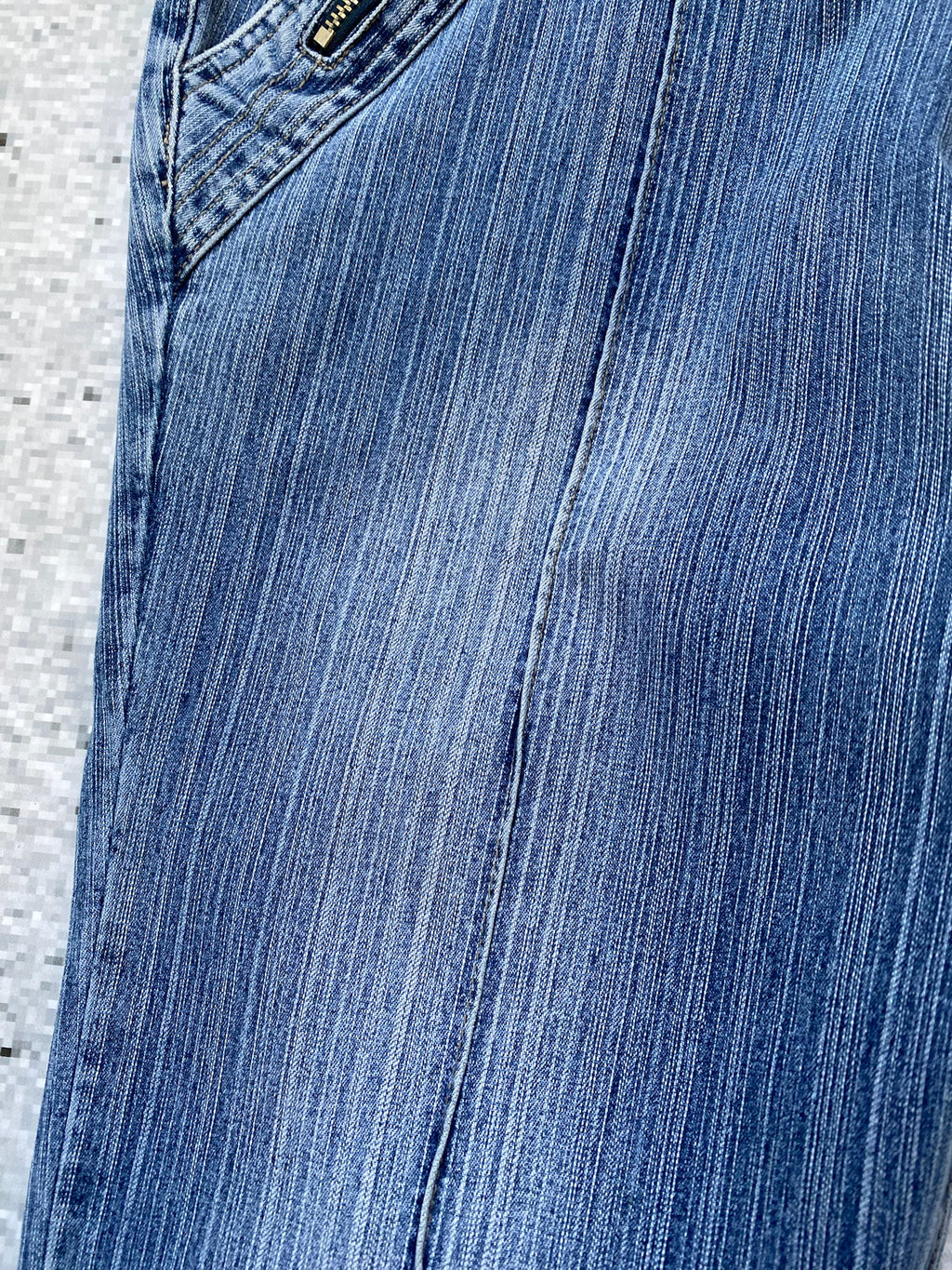 stretchy Low Waisted Flared Jeans
