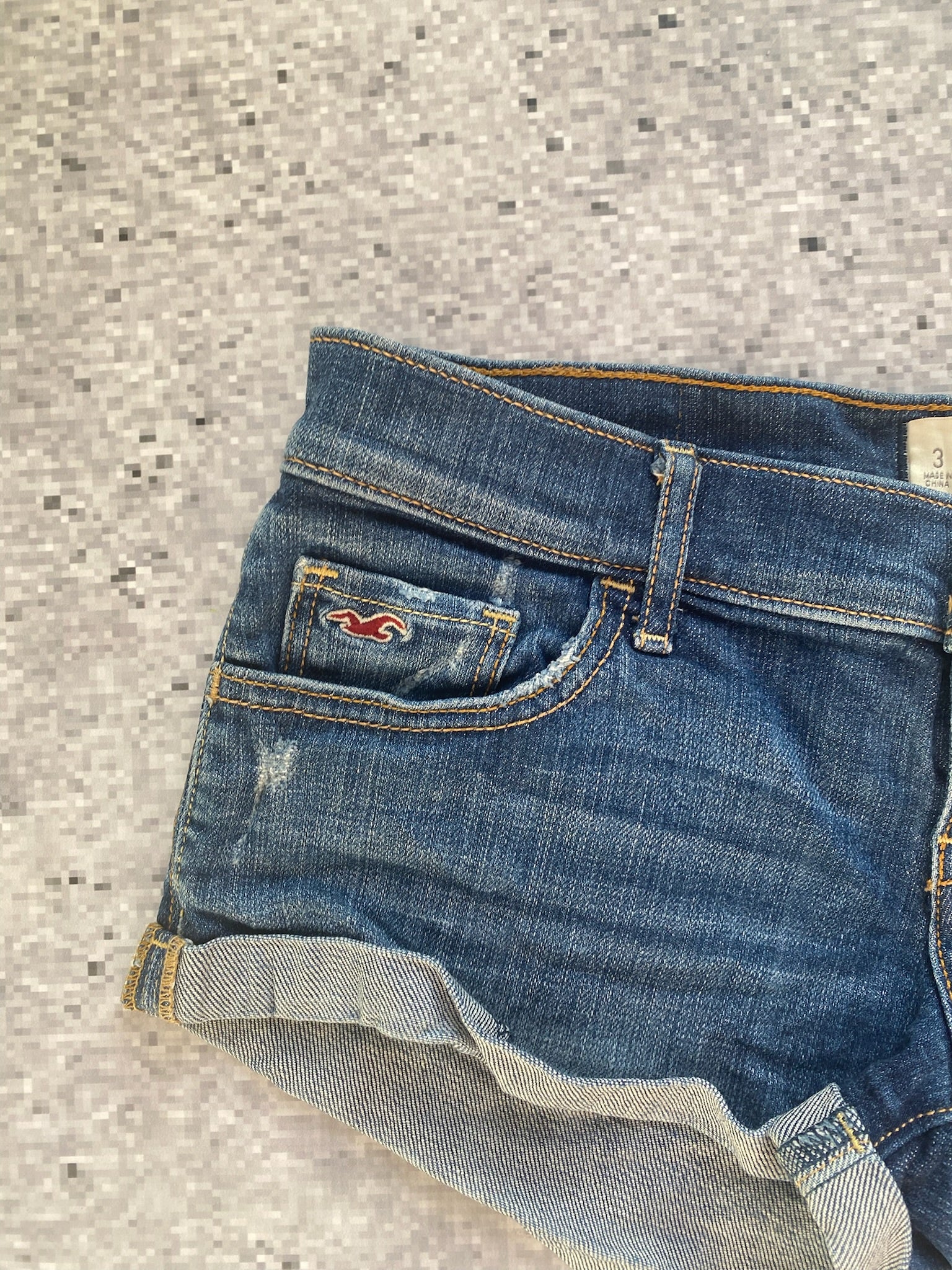 2000s folded hollister microshorts